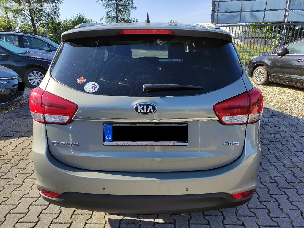 KIA CARENS 1.7 CRDi 100KW,10/2013,7-MÍST,ALU 17. - fotka 5