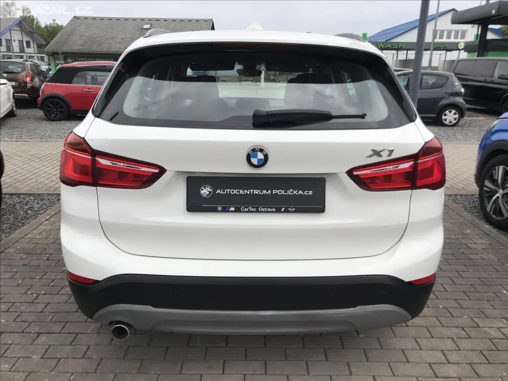 BMW X1, 2,0 XDRIVE 4x4 - fotka 5