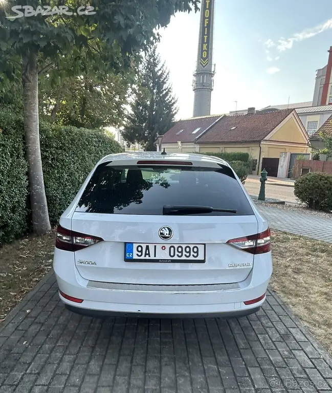 Škoda Superb 2,0 TDI servisováno - fotka 5