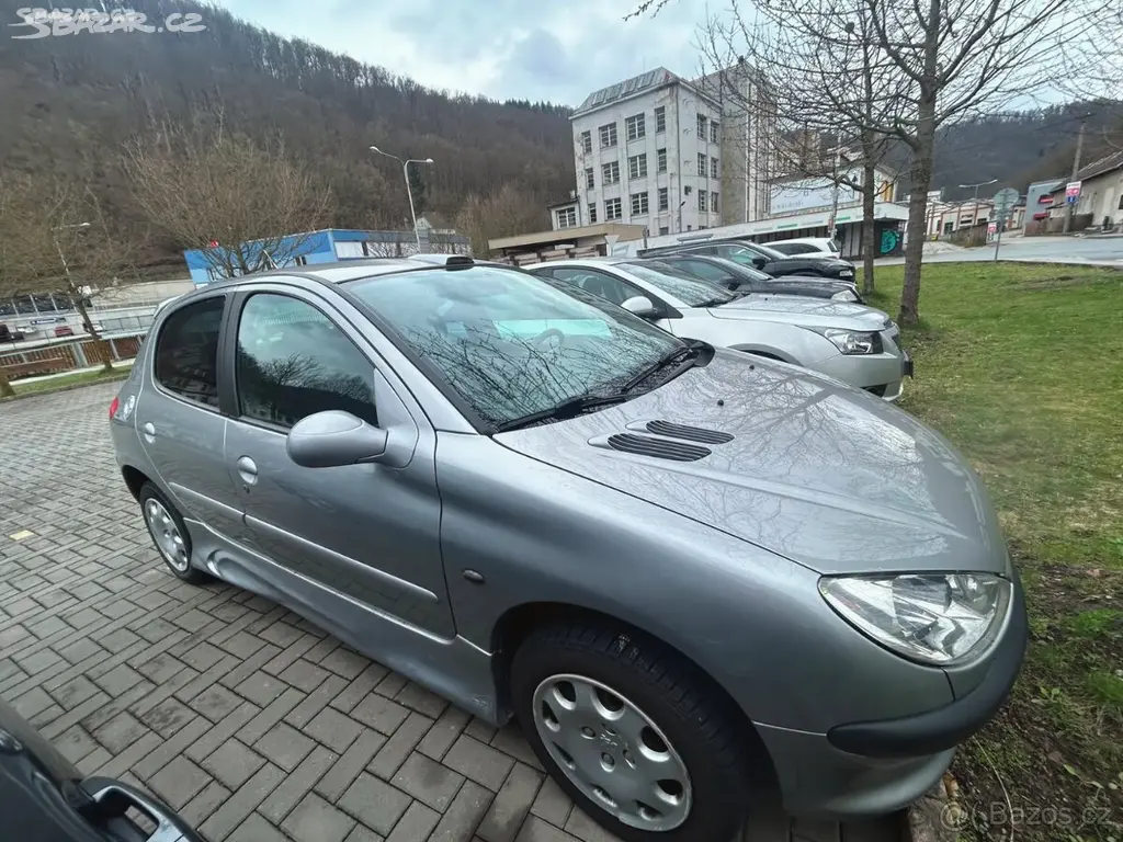 TUNING 127 tis.Km, JEDE PĚKNĚ, Peugeot 206, 2.0HDI - fotka 5