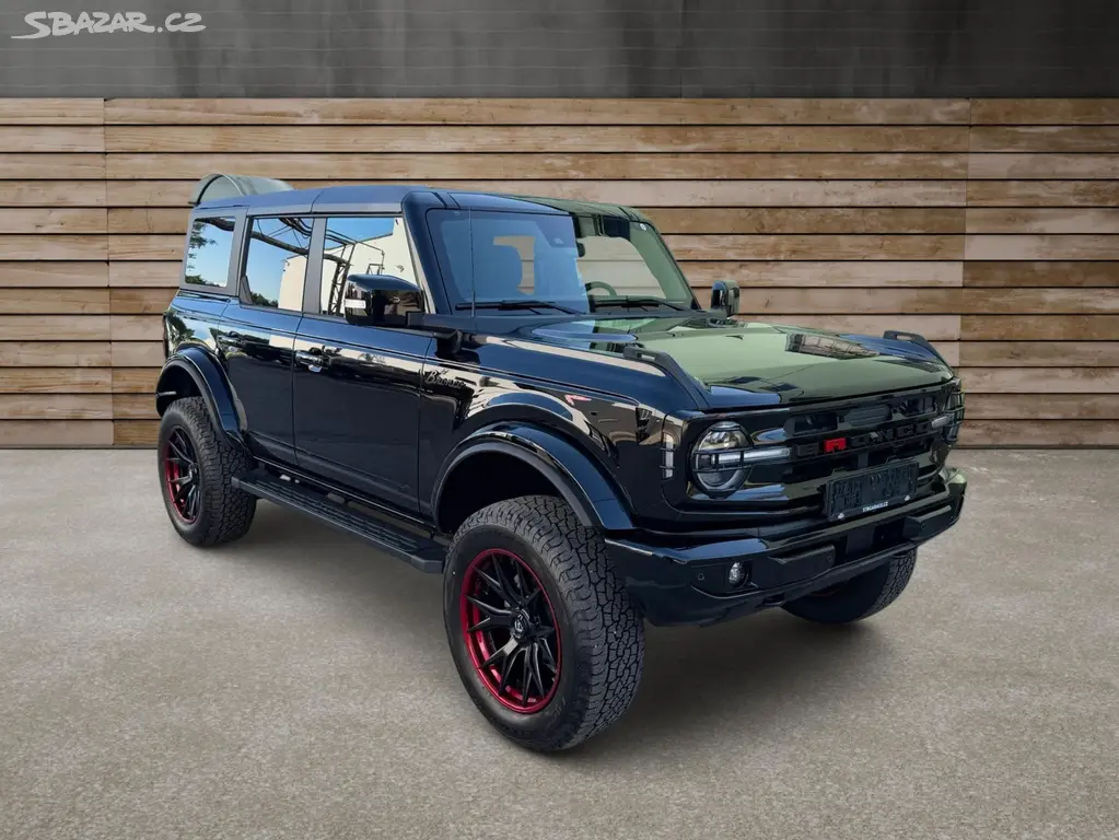Ford Bronco, BLACK by STR GARAGE