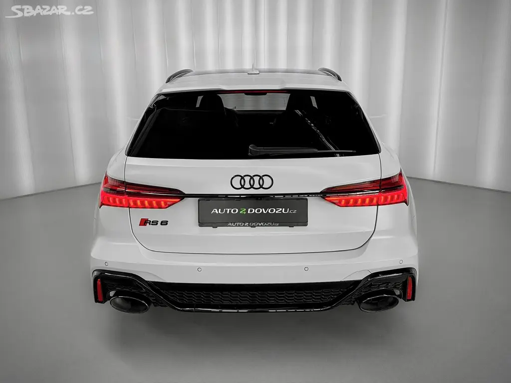 Audi RS6, PERFORMANCE, AKRAPOVIČ, BLACK - fotka 5