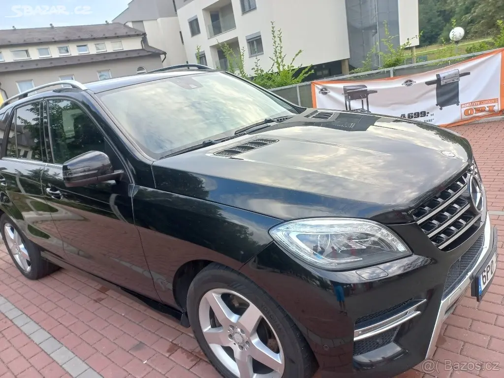 Mercedes-Benz Třídy M 3,0 ML 350 diesel, rok výr - fotka 3