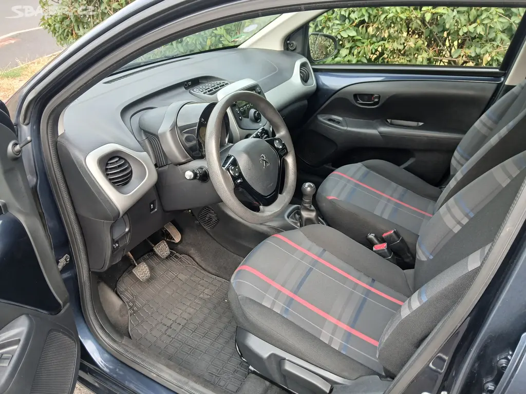 Peugeot 108 1.0i Zachovalé Dobrá cena - fotka 5