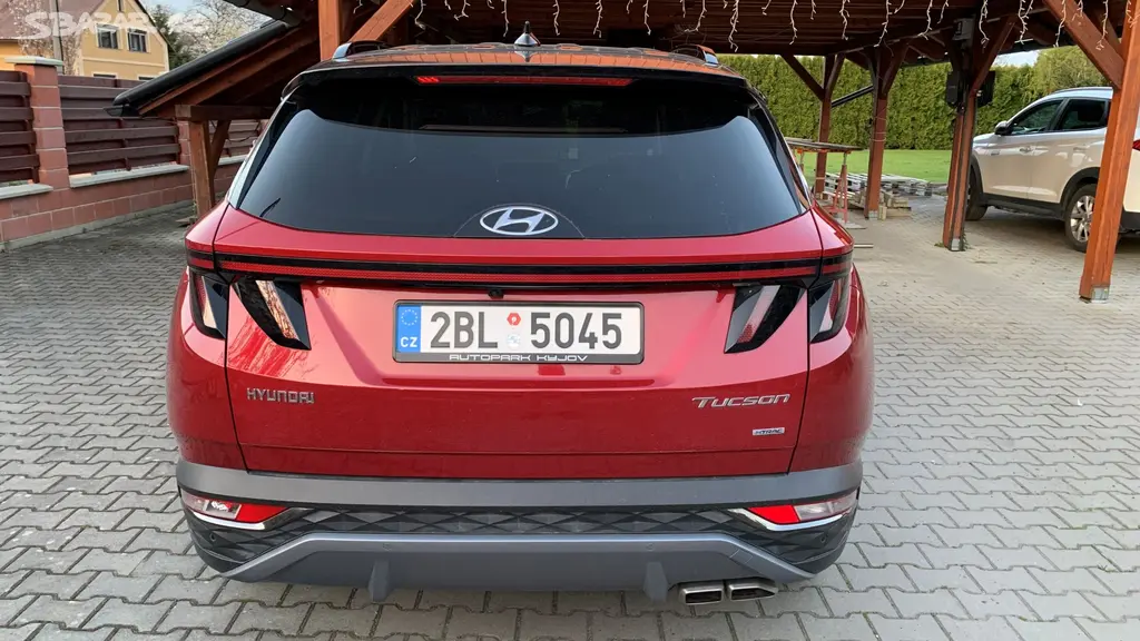 HYUNDAI TUCSON 1.6 T-GDi MHEV 4x4 Automat - fotka 3