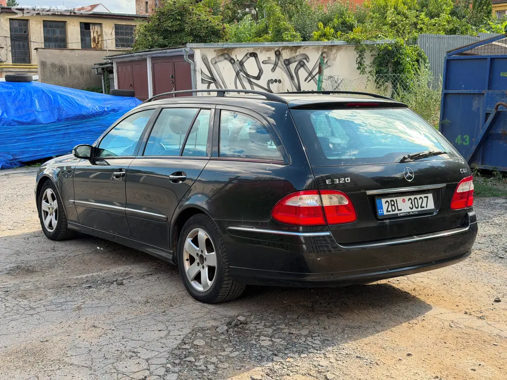 Mercedes E 320 CDI - fotka 2