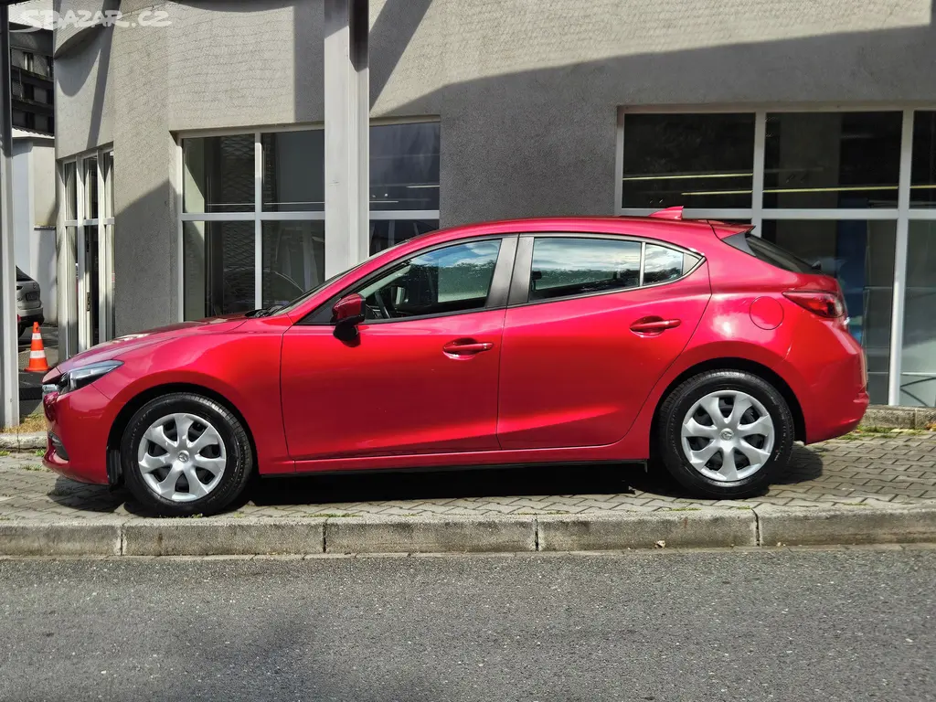 Mazda 3, 1.5i SKYACTIV-G 74kW, ČR,1.maj - fotka 2