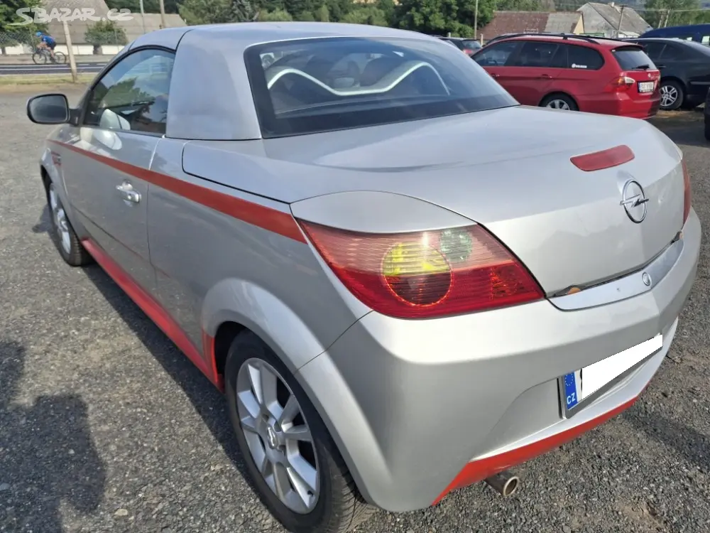 Opel Tigra Roadster 1,4i 16V - fotka 4