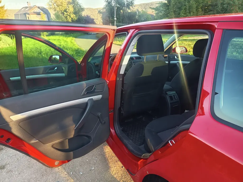 Škoda Octavia 1.9TDI 4x4 - fotka 5