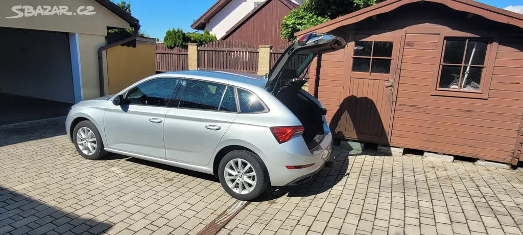 Škoda Scala 1,6TDi 2021 najeto 130000km VIRTUAL - fotka 6