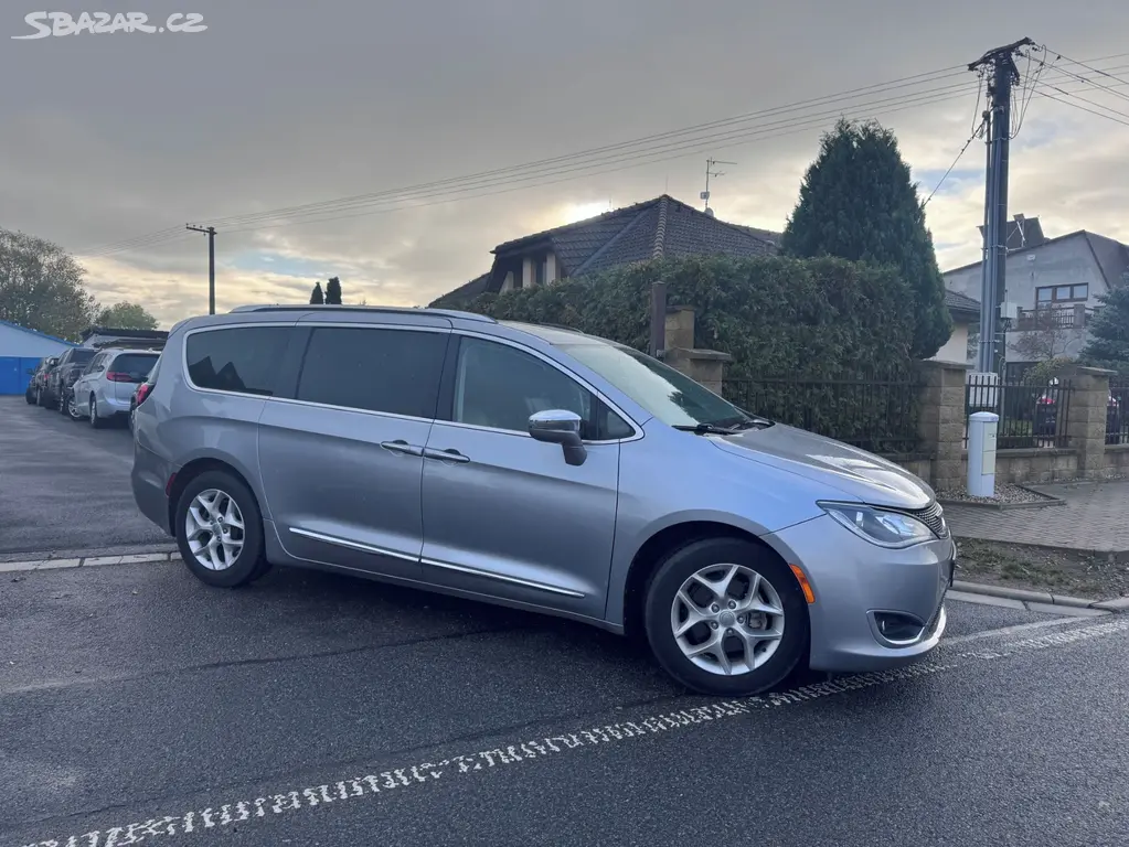 Chrysler Pacifica 3,6 RU Panorama Limited 2020