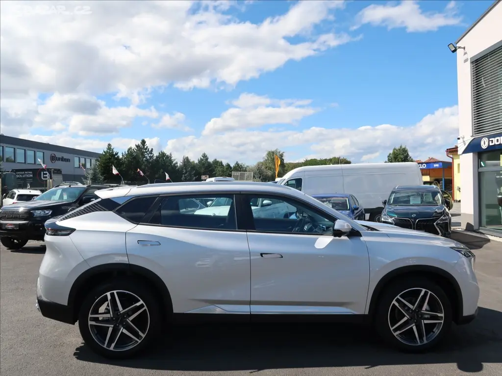 Dongfeng Mage, 1,5 T 145 kW E3 DCT7 - fotka 5