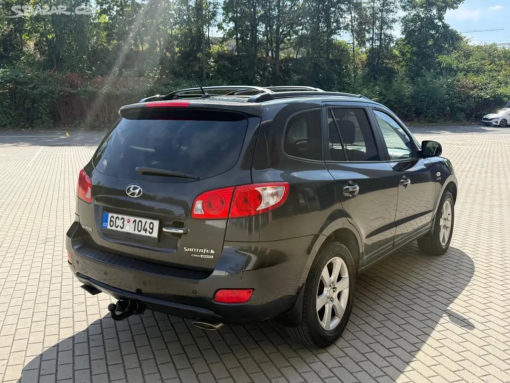 Hyundai Santa Fe, 2.2CRDi, 114kw 4x4 Aut. Tažné - fotka 5