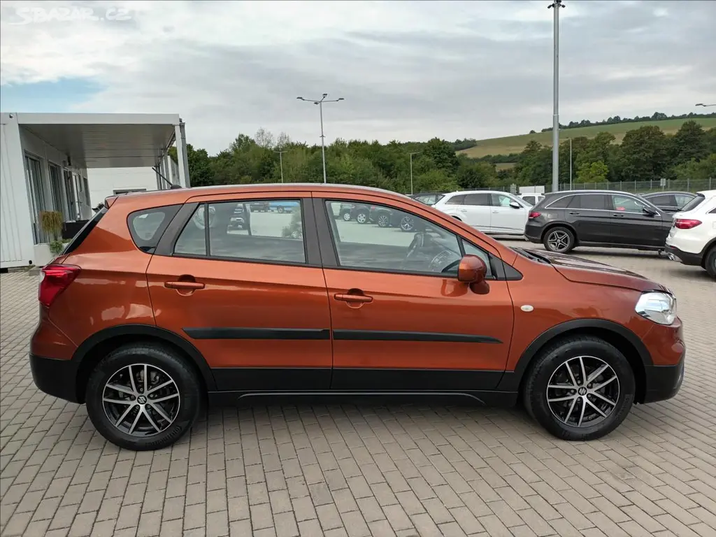 Suzuki SX4 S-Cross, 1,0 BJet,82KW,ČR,TAŽNÉ, - fotka 4