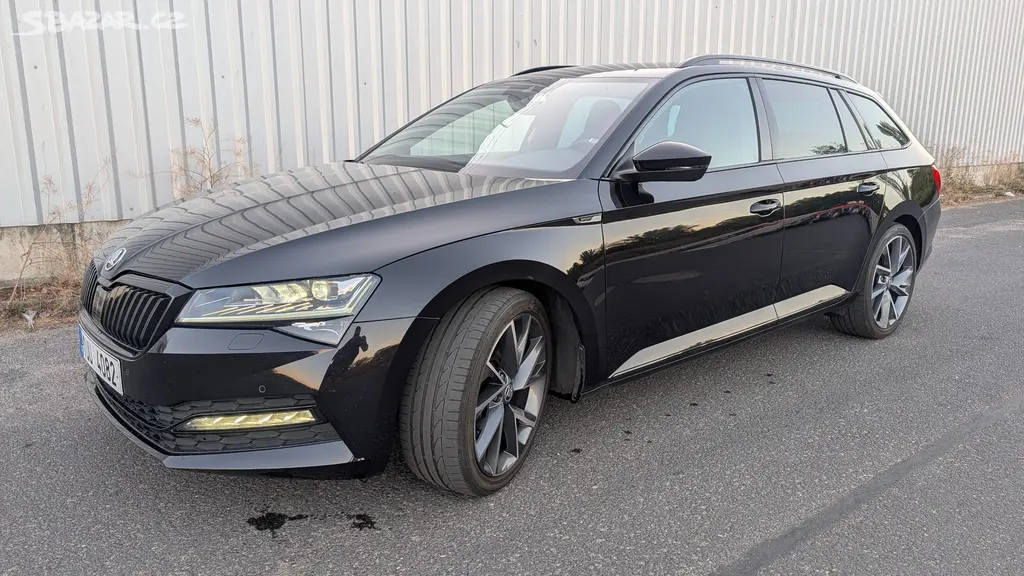Škoda Superb 3 FL 2020 - fotka 6