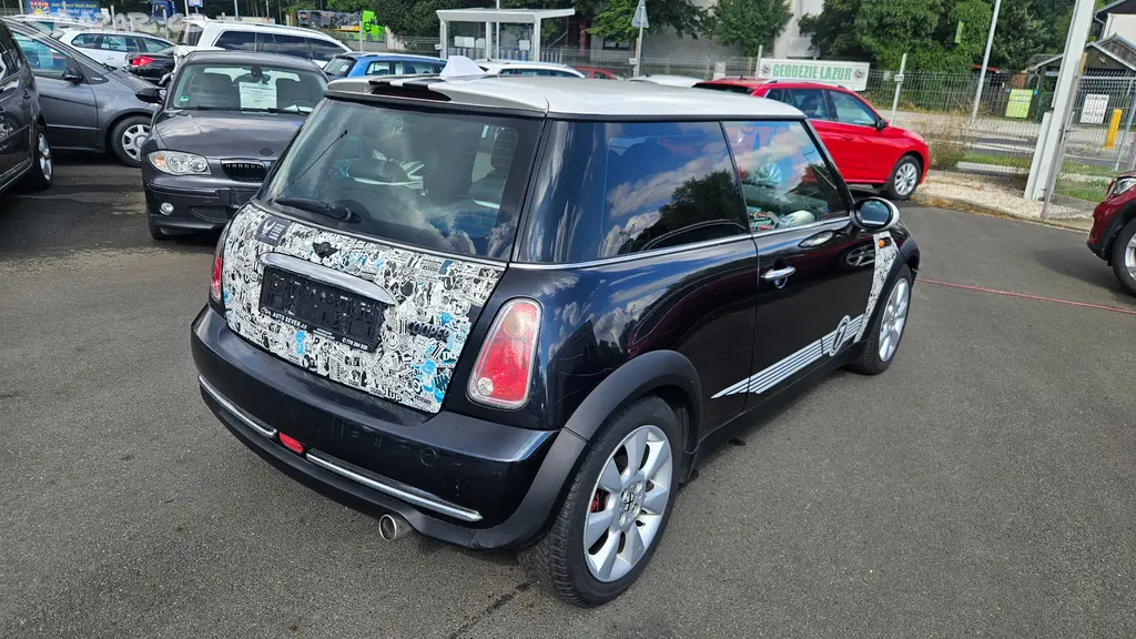 Mini Cooper 1,6i - fotka 4