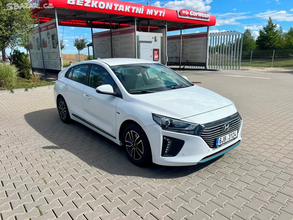 Hyundai Ioniq 1,6i 77kW +32kW Hybrid - fotka 3