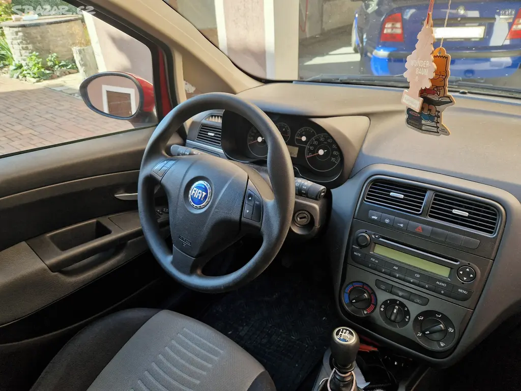 FIAT Grande Punto 1,2i rv 6/2007 5 dvéř. nové v ČR - fotka 4