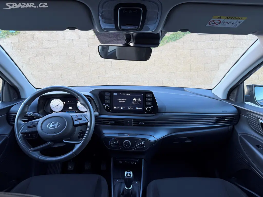Hyundai i20, 1.2i Smart Climate, Černá,hatchback - fotka 6