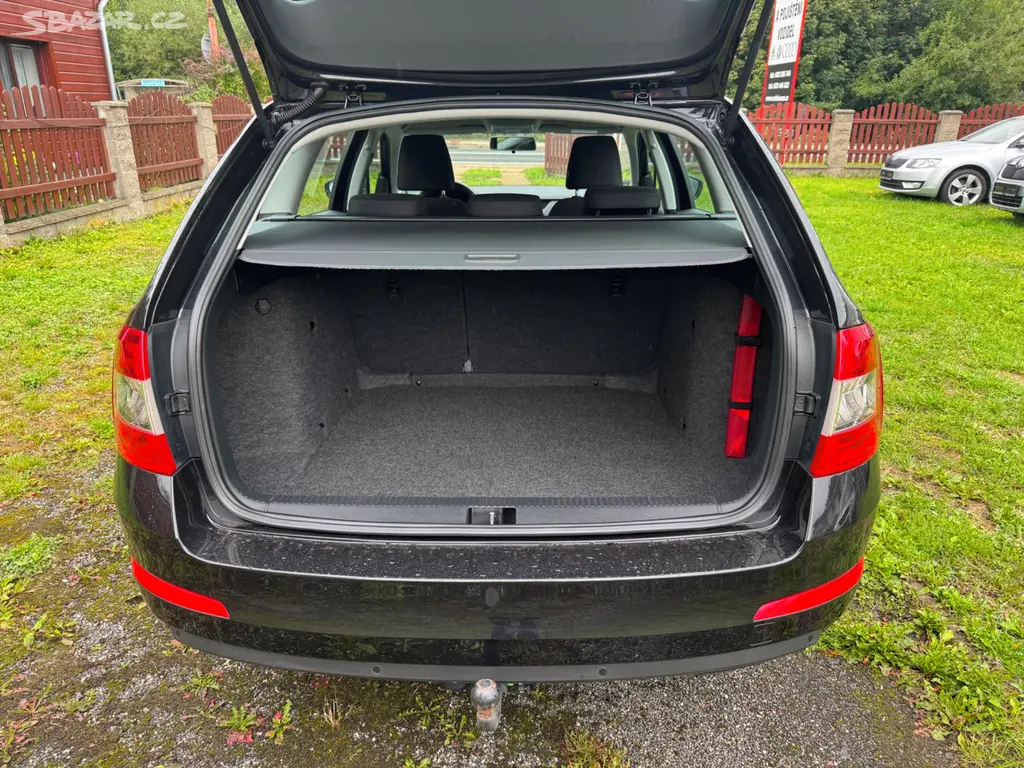 Škoda Octavia 3 com 1.2 TSi 77 kw tažné, nová STK - fotka 6