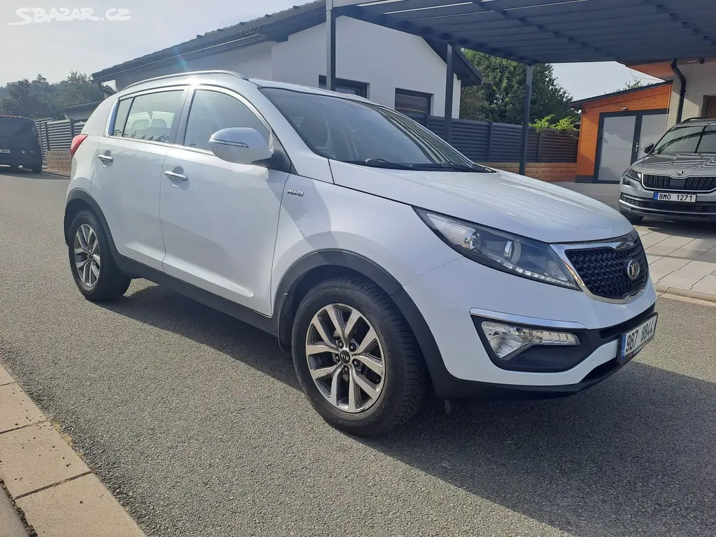Kia Sportage, 1.MAJ,ČR,DPH,4X4,AUTOMAT - fotka 5