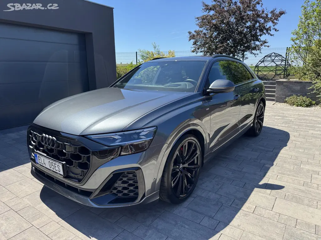 Audi Q8, 60TFSI e QUATTRO, B&O, Tažné