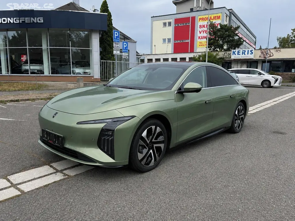 Forthing S7 REEV, Exclusive