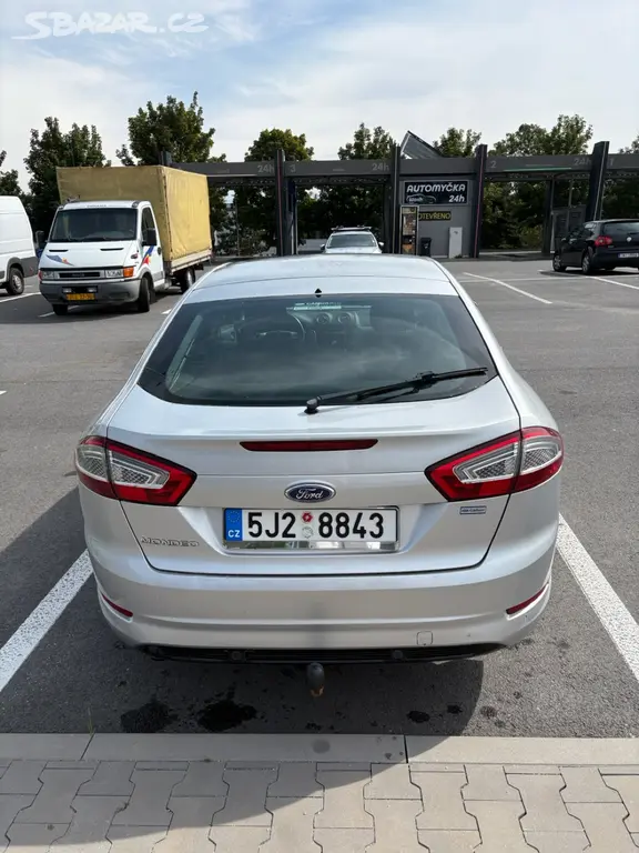 Ford Mondeo 1.6 118 kW ([telefon skryt] km - fotka 6