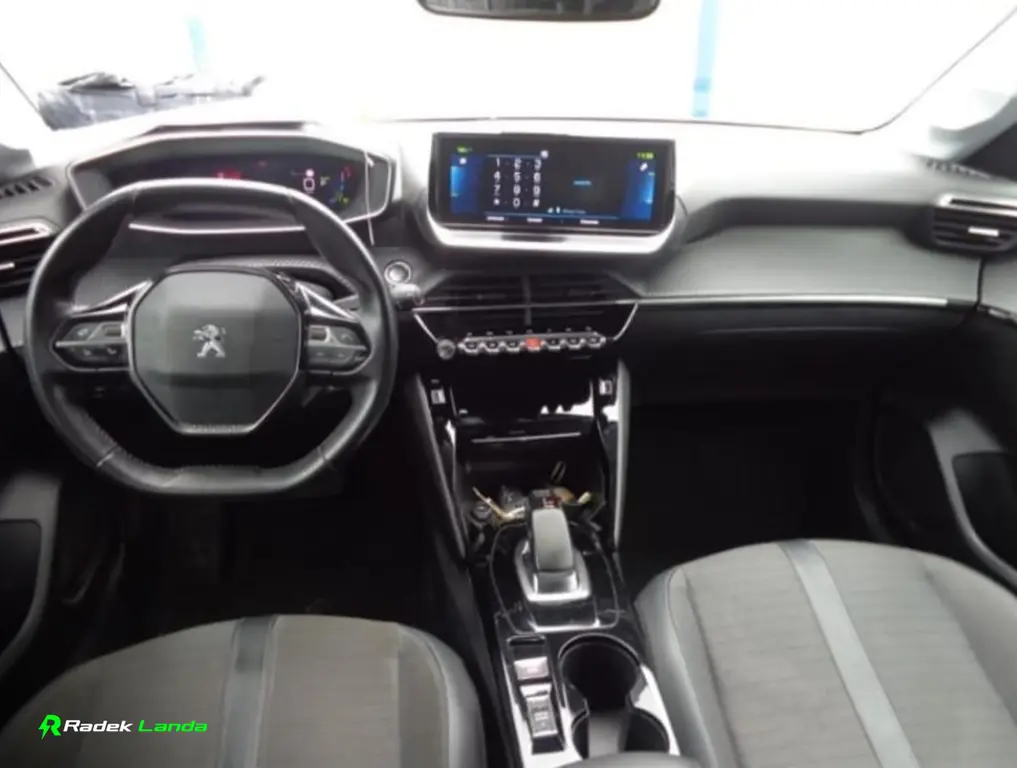 Peugeot 208, Allure Pack | DC 100 kW - fotka 6