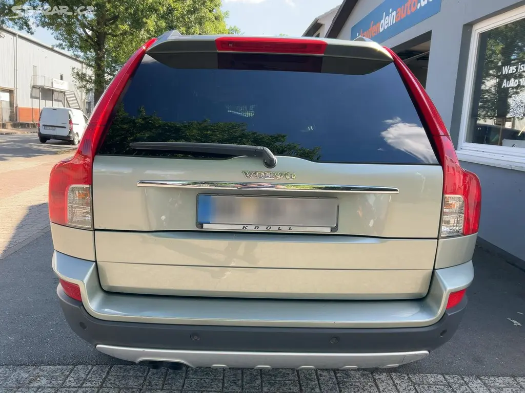 Volvo XC90 2.4 D5 136kW,Manuál,7.Míst,1.Maj.Šíbr. - fotka 5