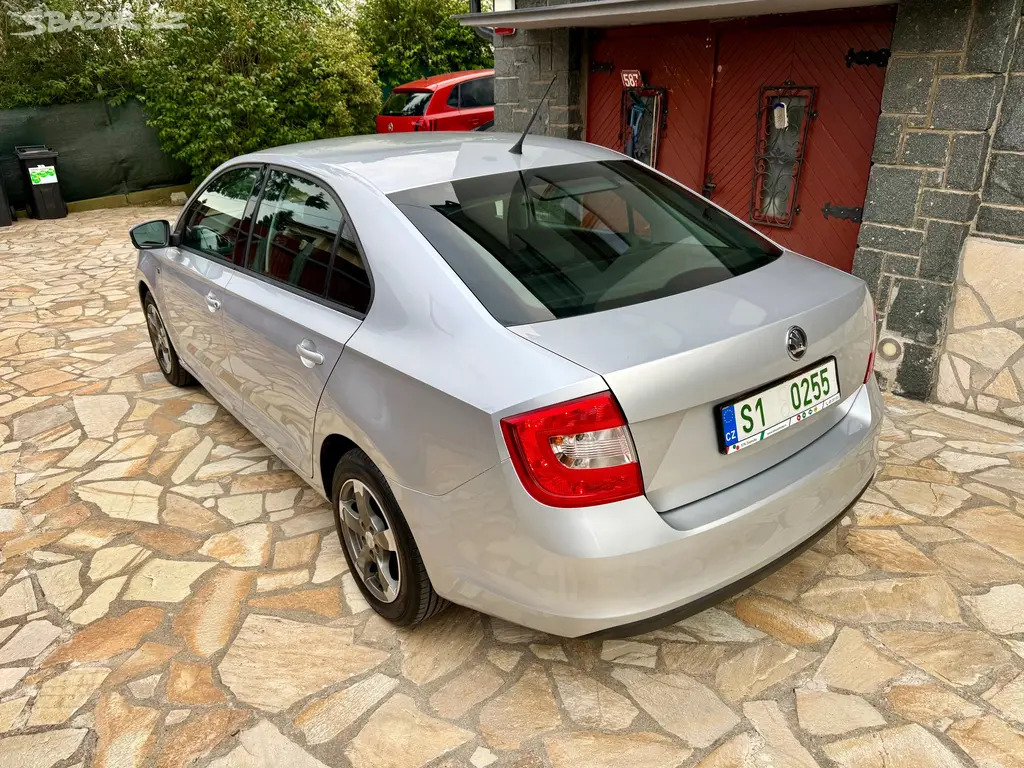 Škoda Rapid, 1.2 TSI 63KW CLASIC PLUS KLIMA - fotka 6
