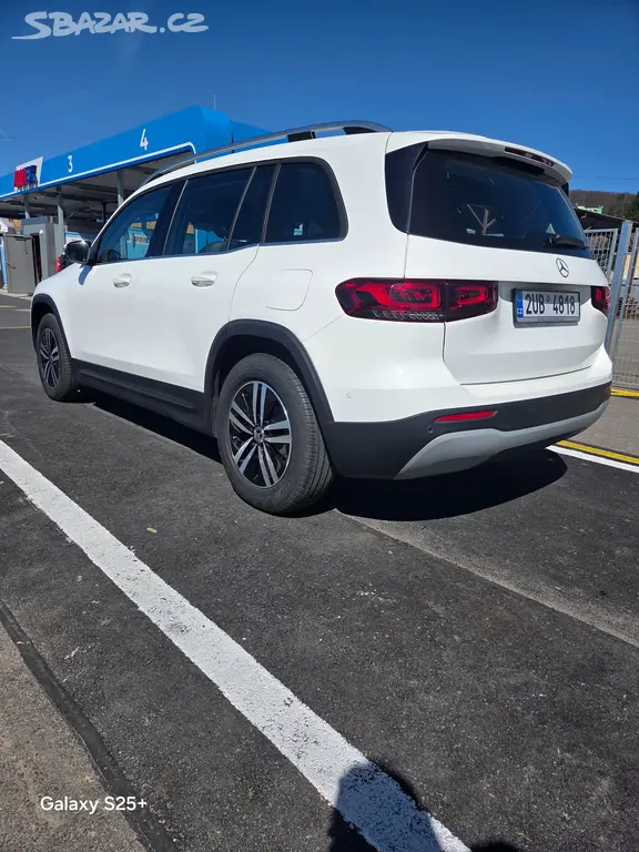 Mercedes-Benz GLB 200d - fotka 5