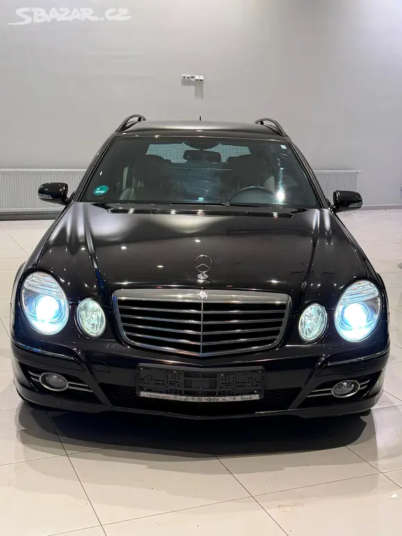 Mercedes-Benz Třídy E, T-Modell 3.0 CDI AUTOMAT SERV - fotka 2