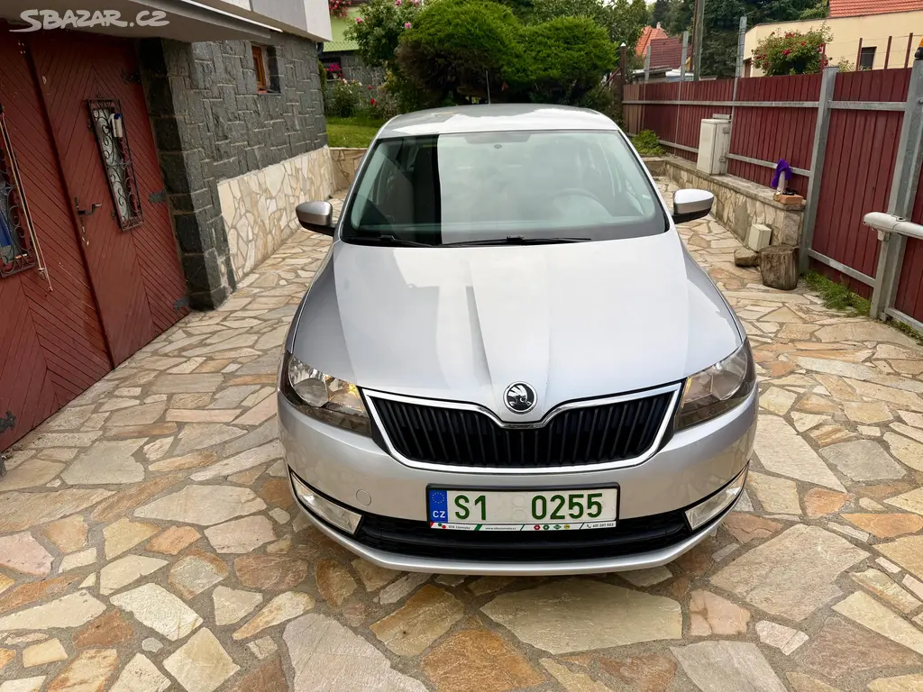 Škoda Rapid, 1.2 TSI 63KW CLASIC PLUS KLIMA - fotka 2