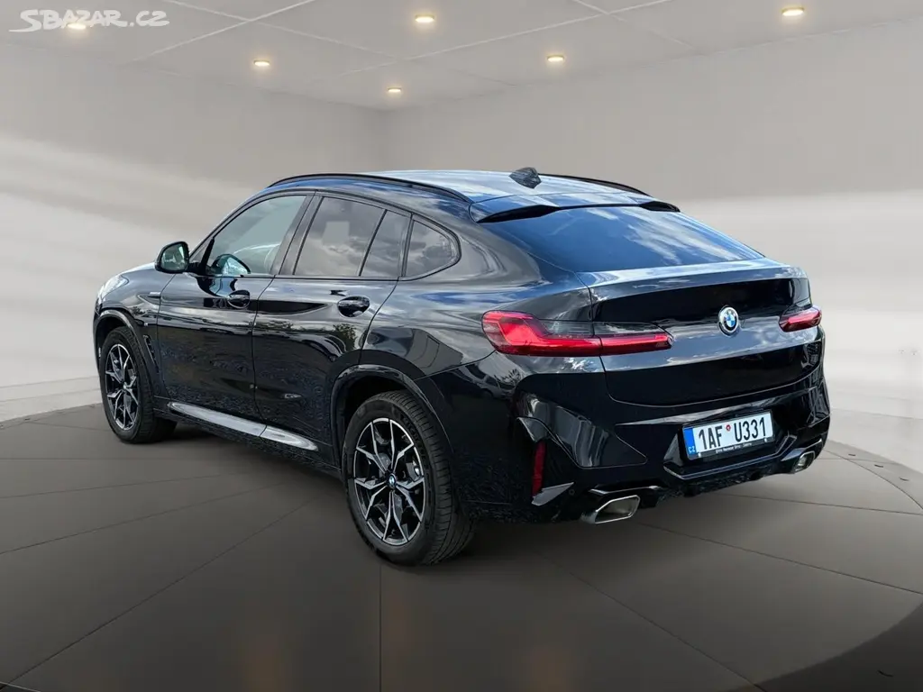 BMW X4, xDRIVE 20d 140kW 4x4 CZ DPH - fotka 4