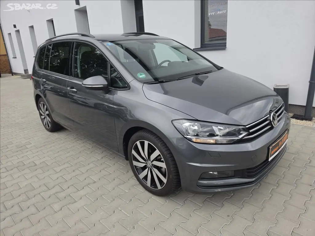 Volkswagen Touran, 1,4 TSi 110KW DSG 7 MÍSTNÝ - fotka 4