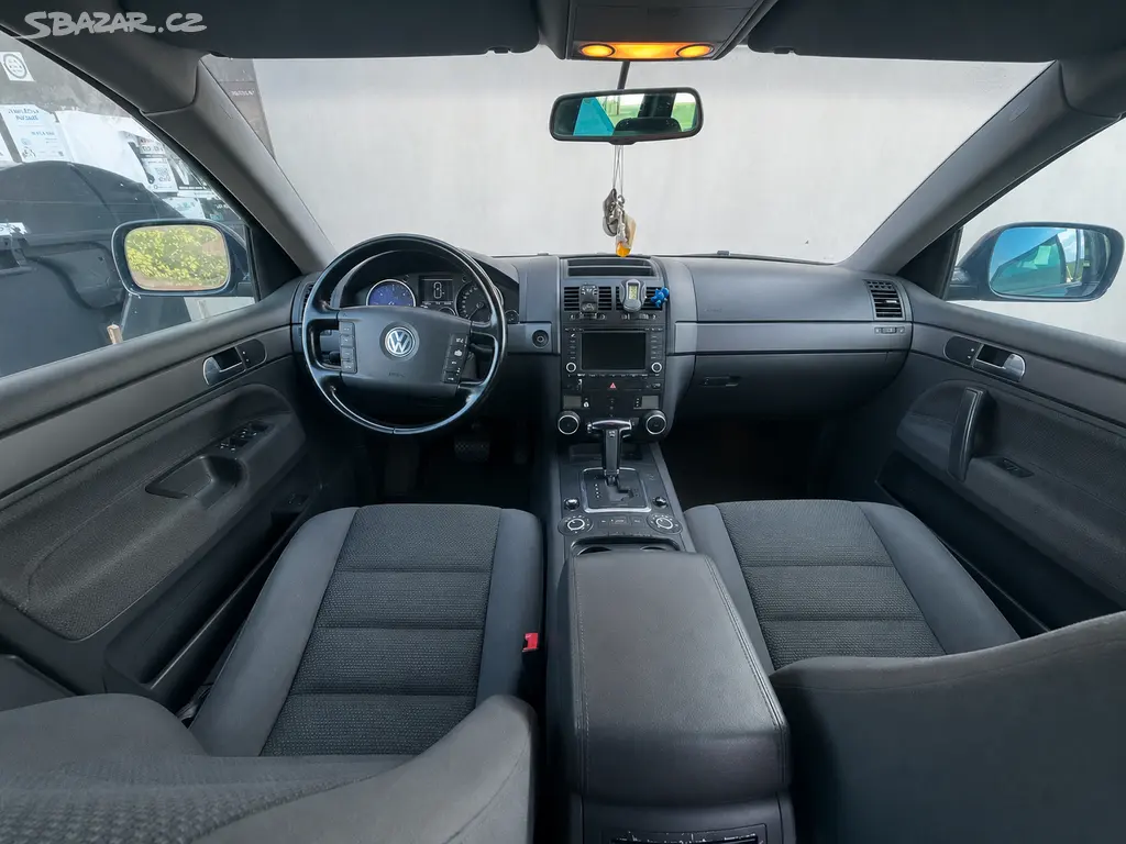 Volkswagen Touareg 2.5 TDI 128 kW,STK 2027,taž 3.5 - fotka 6