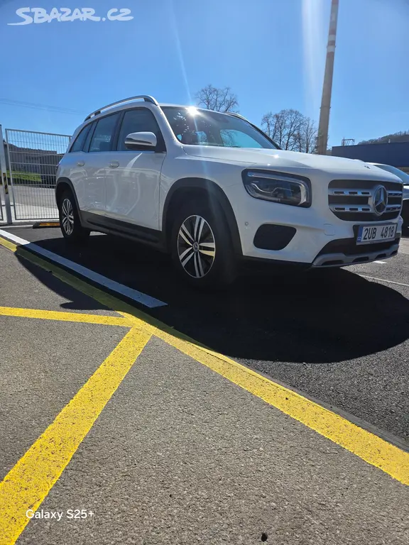 Mercedes-Benz GLB 200d - fotka 2