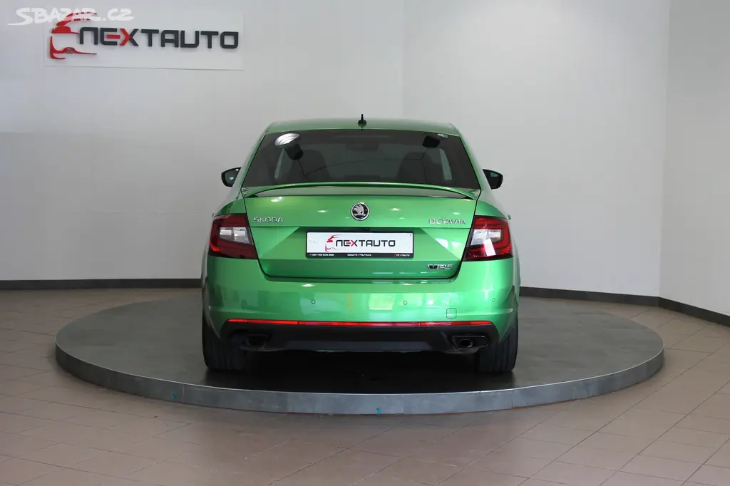 Škoda Octavia, 2.0 TSI 180kW DSG RS CHALLENGE - fotka 4