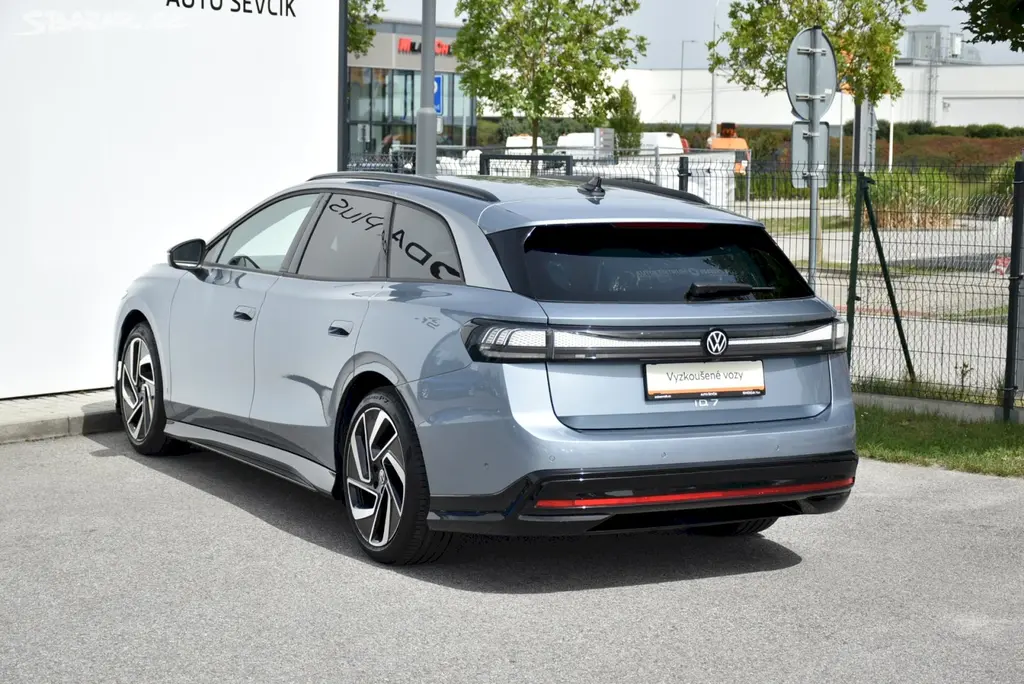 Volkswagen ID.7 Tourer, Pro S People 210kW 86kWh - fotka 6