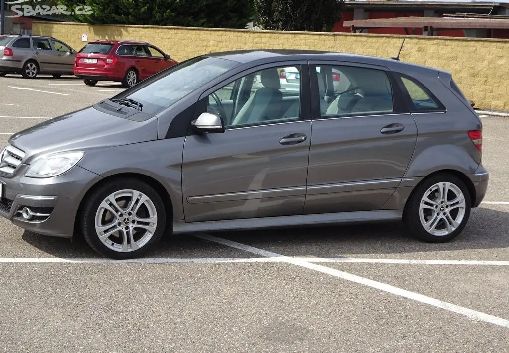 Mercedes-Benz Třídy B, 180 CDI (80 KW)r.v.-2010 ČR - fotka 3