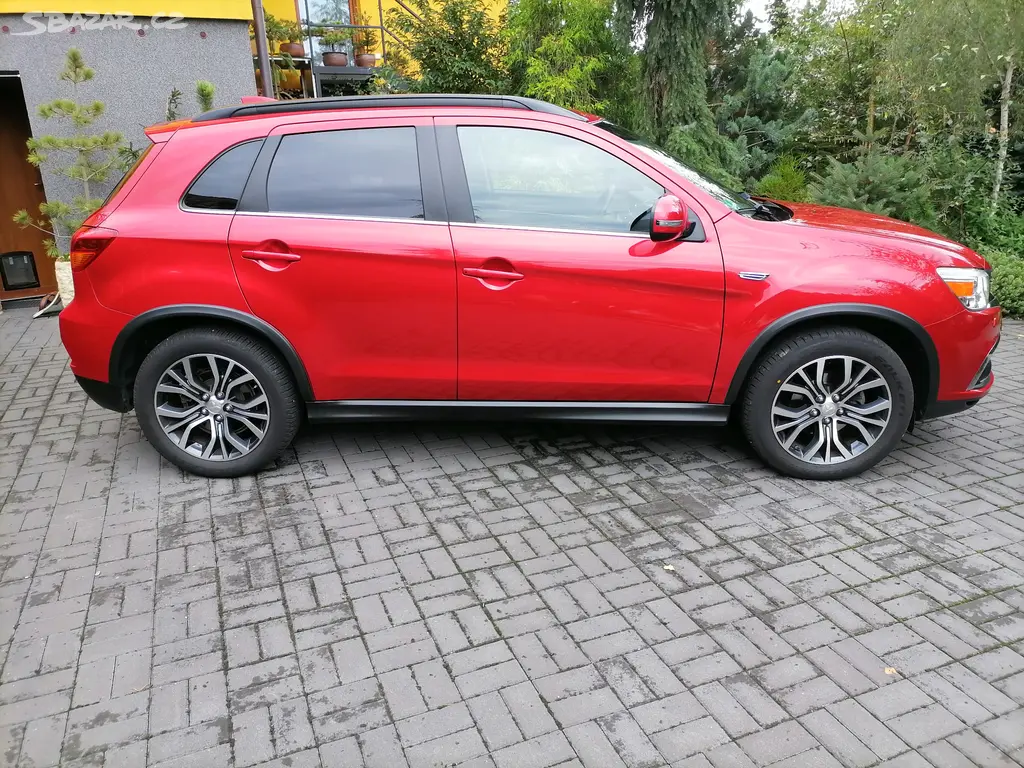 Mitsubishi ASX 1.6i86kwKamXenonTažnýJenSMitWebasto - fotka 6