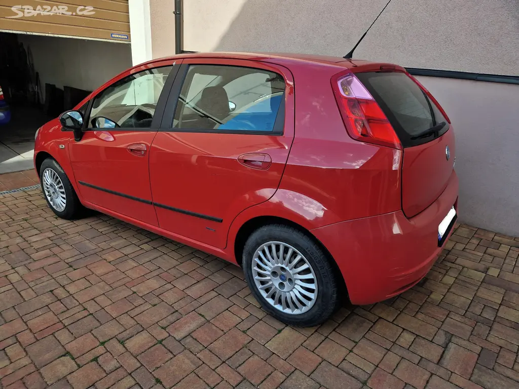 FIAT Grande Punto 1,2i rv 6/2007 5 dvéř. nové v ČR - fotka 2