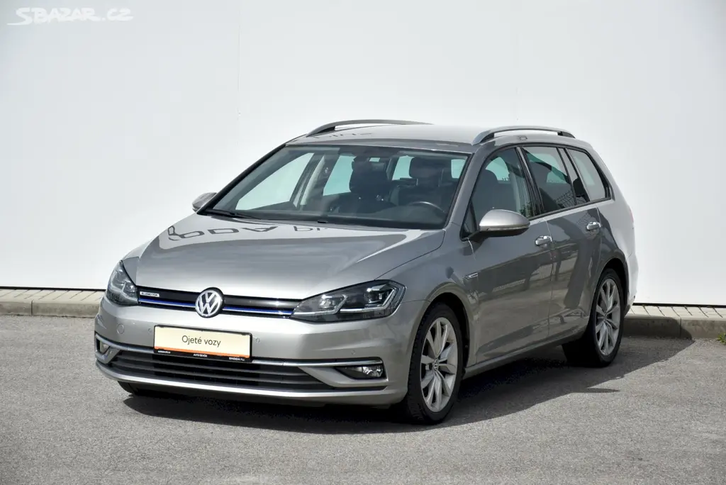 Volkswagen Golf, MARATHON EDITION 1.5 TSI 96kW - fotka 4