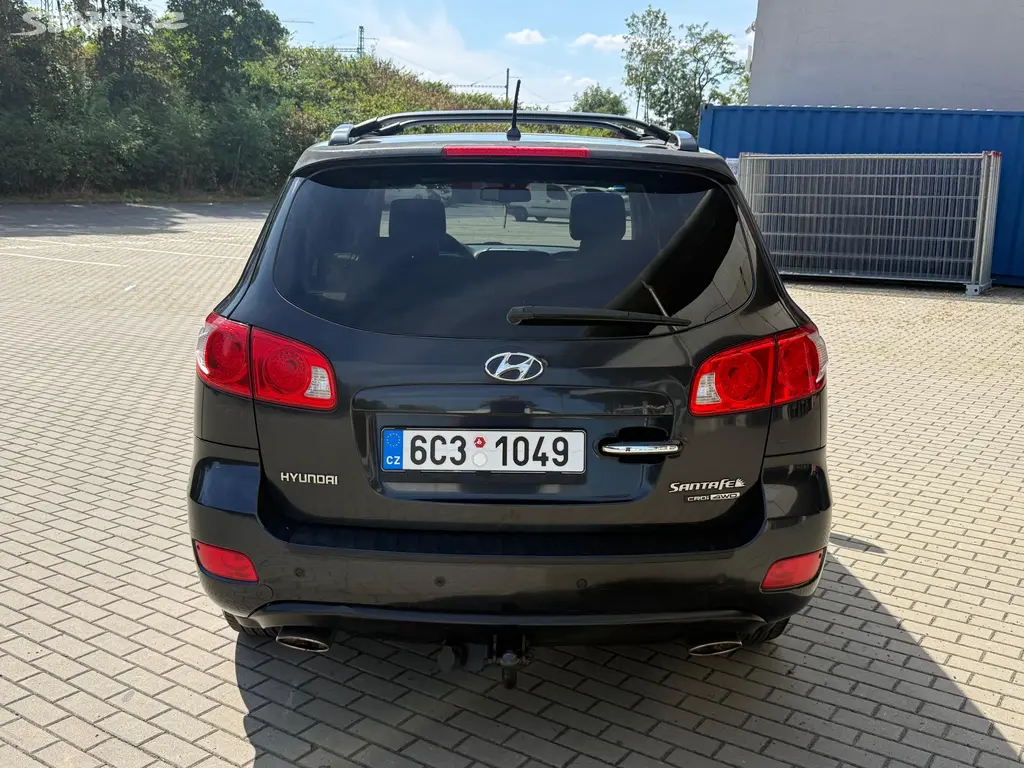 Hyundai Santa Fe, 2.2CRDi, 114kw 4x4 Aut. Tažné - fotka 4