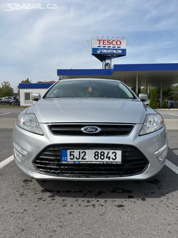 Ford Mondeo 1.6 118 kW ([telefon skryt] km - fotka 2