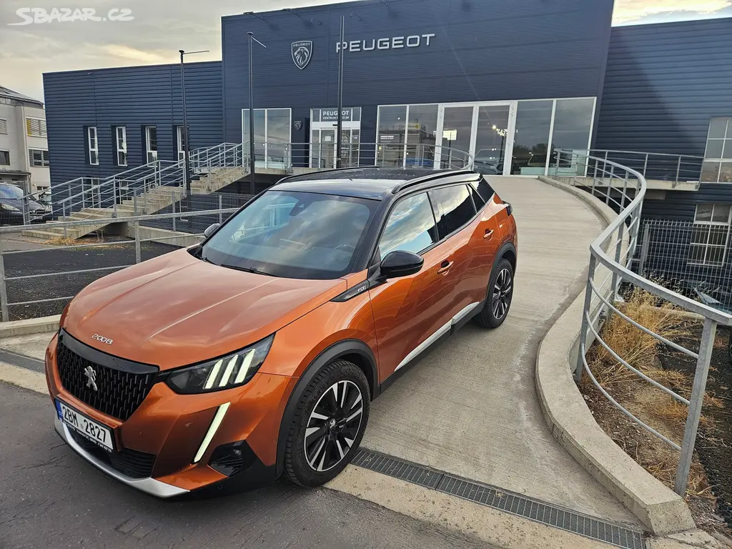 Peugeot 2008 GT 1.2 PureTech 155 k EAT8
