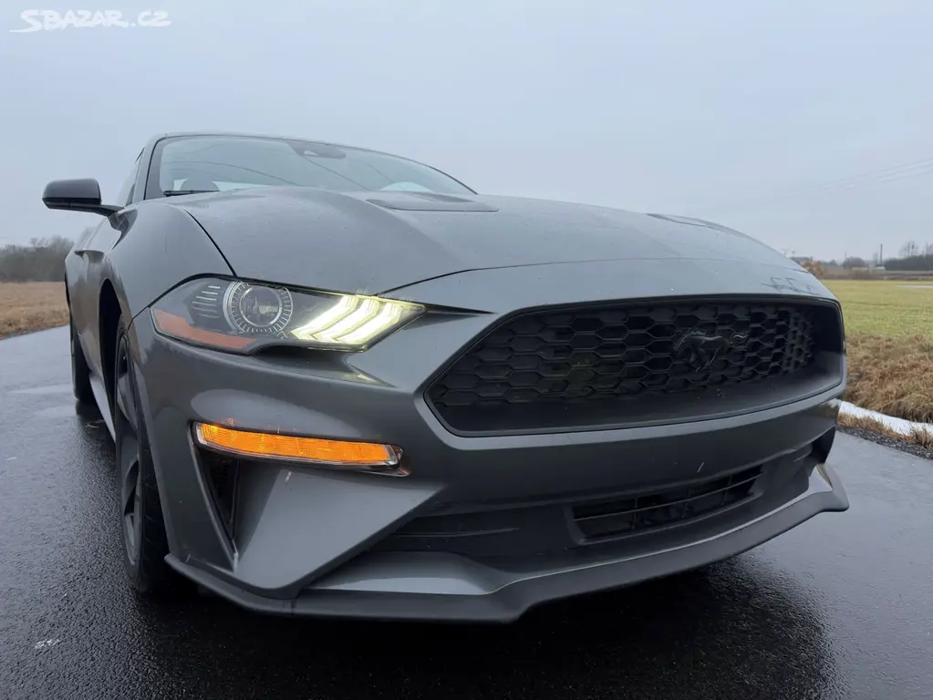 Ford Mustang 2.3 EcoBoost Manuál MBRP TUNING 2021 - fotka 6