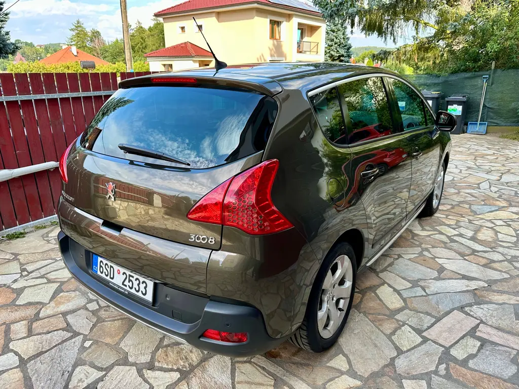 Peugeot 3008, 2.0 Hdi 110 KW ALLURE Pano - fotka 4