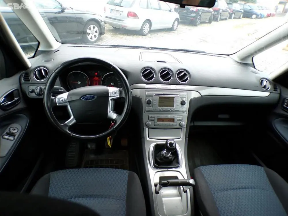 Ford Galaxy 1,8 TDCI 7 MÍST - fotka 5